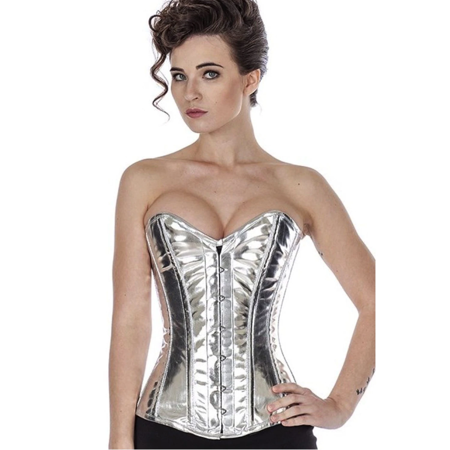 Korsett Silber Glitter Vollbrust Lack pyG4 Modell trägt ein klassisches Lack-Vollbrustkorsett in silber glitter mit Innenfutter aus Baumwolle