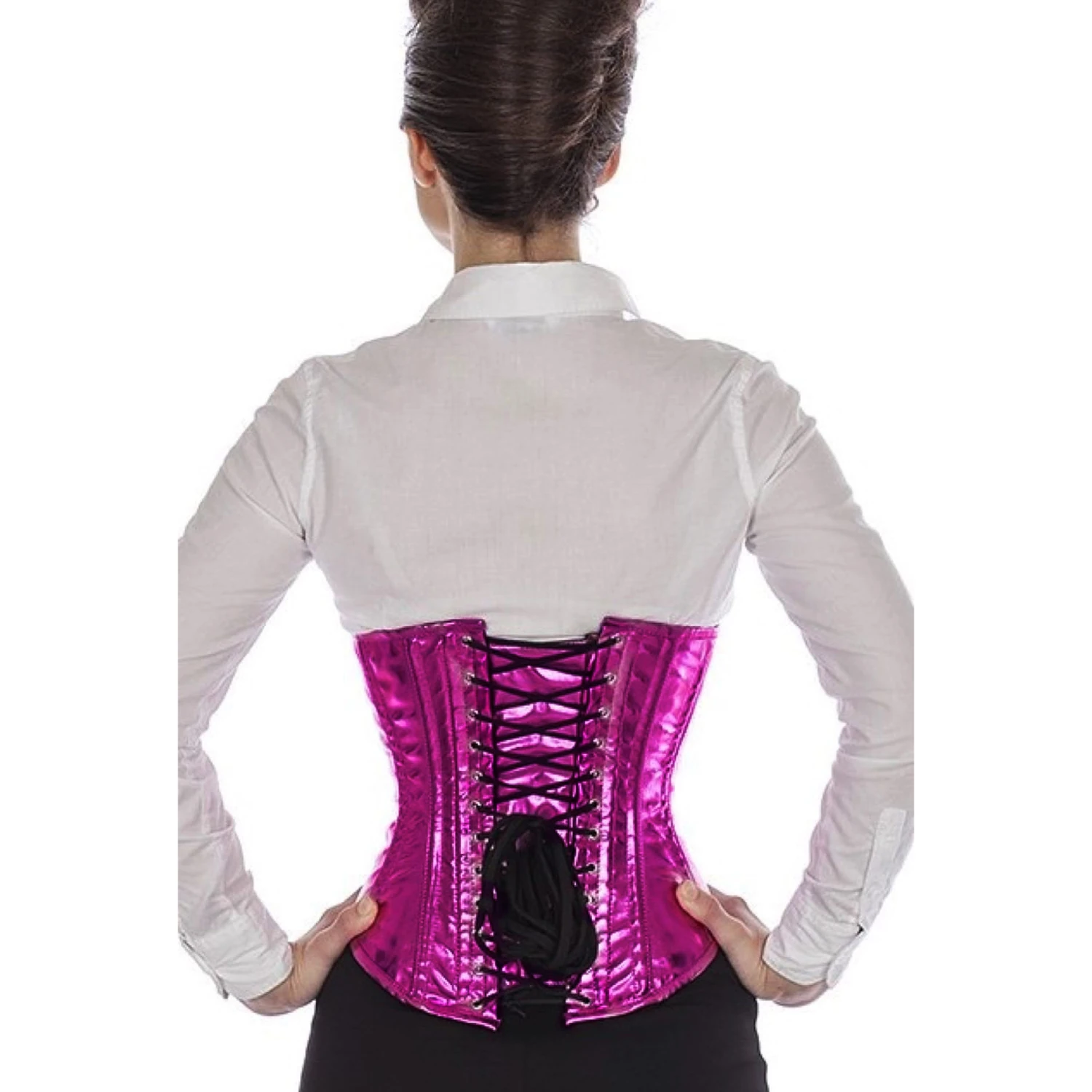 Korsett Unterbrust Lack Pink Glitter puG7 Rückansicht eines Modells im echten Lack-Schnürkorsett als Unterbrustkorsett in Pink glitter mit Rückenschnürung