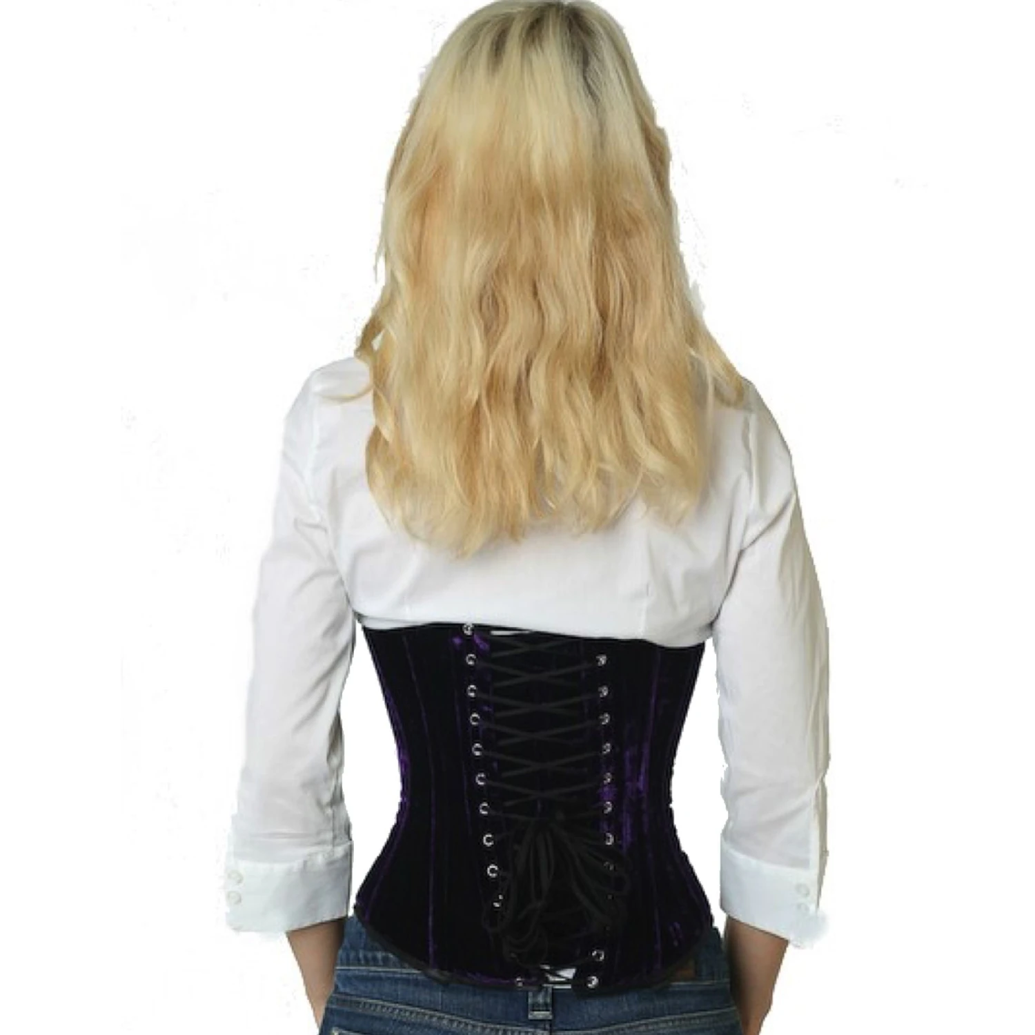 Korsett Unterbrust Violett Samt vu65 Rückansicht eines Modells im echten Samt-Schnürkorsett als Unterbrustkorsett in violett mit Rückenschnürung