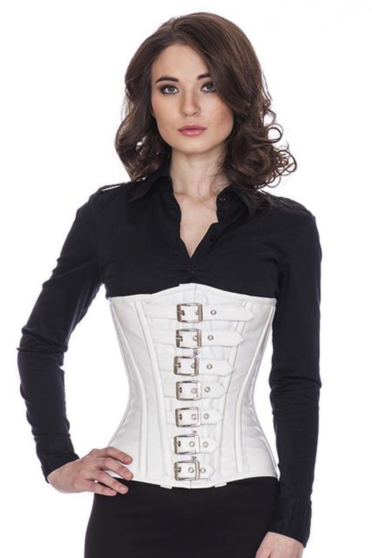 Korsett weiß Leder Unterbrustkorsett Schnallen Rear view of the velvet underbust corset on a model showing the heavy duty tight lacing